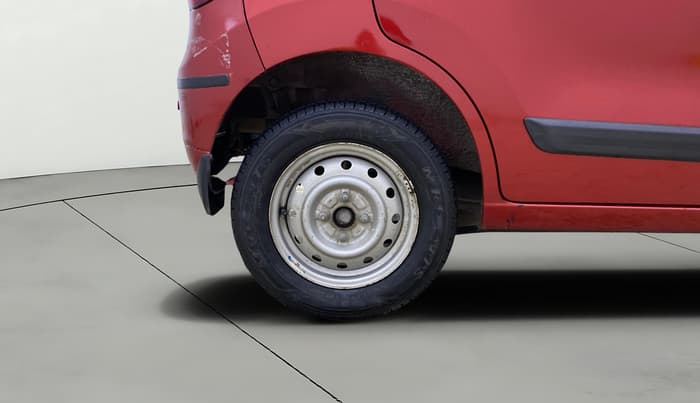 2013 Maruti Wagon R 1.0 LXI, Petrol, Manual, 23,305 km, Right Rear Wheel