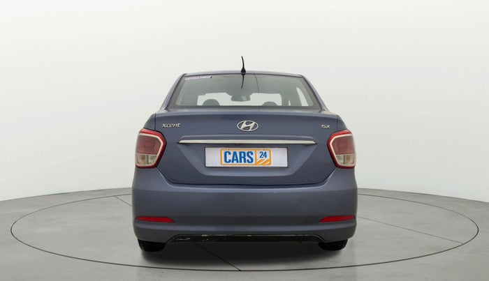2015 Hyundai Xcent SX 1.2, Petrol, Manual, 1,20,441 km, Back/Rear