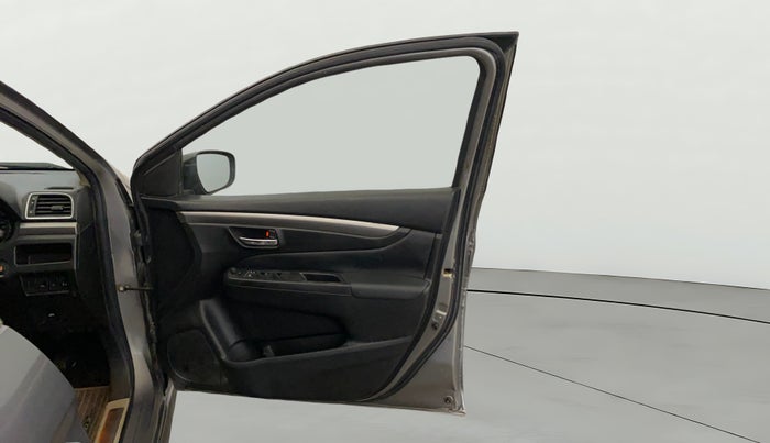 2016 Maruti Ciaz ZXI+ RS, Petrol, Manual, 76,161 km, RHS Front Door