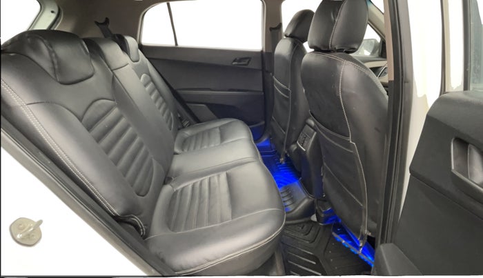 2017 Hyundai Creta E PLUS 1.6 PETROL, Petrol, Manual, 72,717 km, Right Side Rear Door Cabin