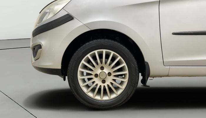 2015 Tata Zest XMS PETROL, Petrol, Manual, 63,165 km, Left Front Wheel