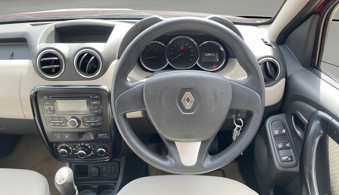 2015 Renault Duster RXL PETROL, Petrol, Manual, 52,802 km, Steering Wheel Close Up