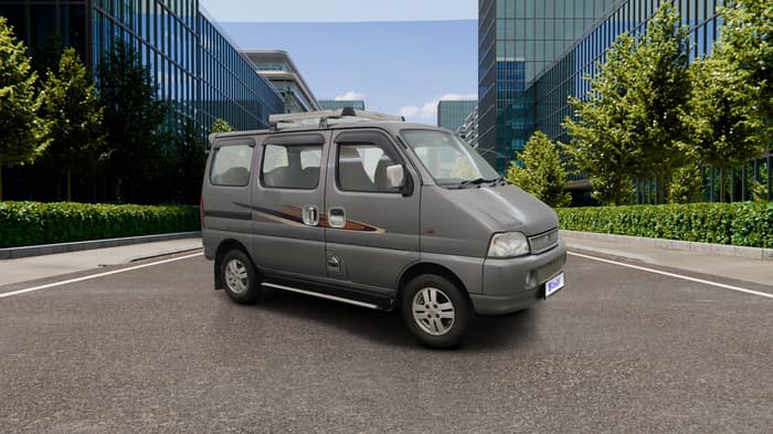 2017 Maruti Eeco 7 STR, Petrol, Manual, 32,097 km, Right Front Diagonal