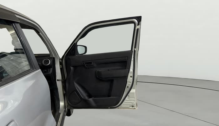 2022 Maruti S PRESSO VXI PLUS AMT, Petrol, Automatic, 90,546 km, RHS Front Door