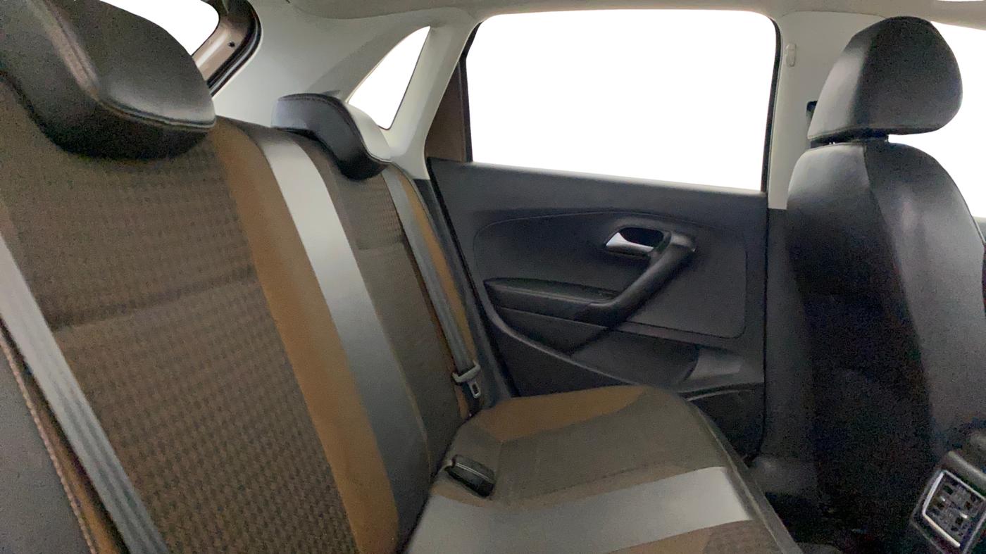 2018 Volkswagen Polo HIGHLINE PLUS 1.2(16 ALLOY, Petrol, Manual, 51,808 km, Right Side Rear Door Cabin
