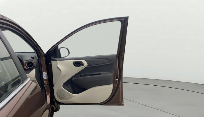 2020 Hyundai AURA S 1.2, Petrol, Manual, 37,271 km, RHS Front Door