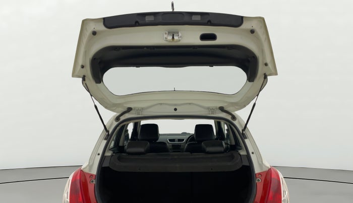 2017 Maruti Swift LXI (O), Petrol, Manual, 68,124 km, Boot Door Open