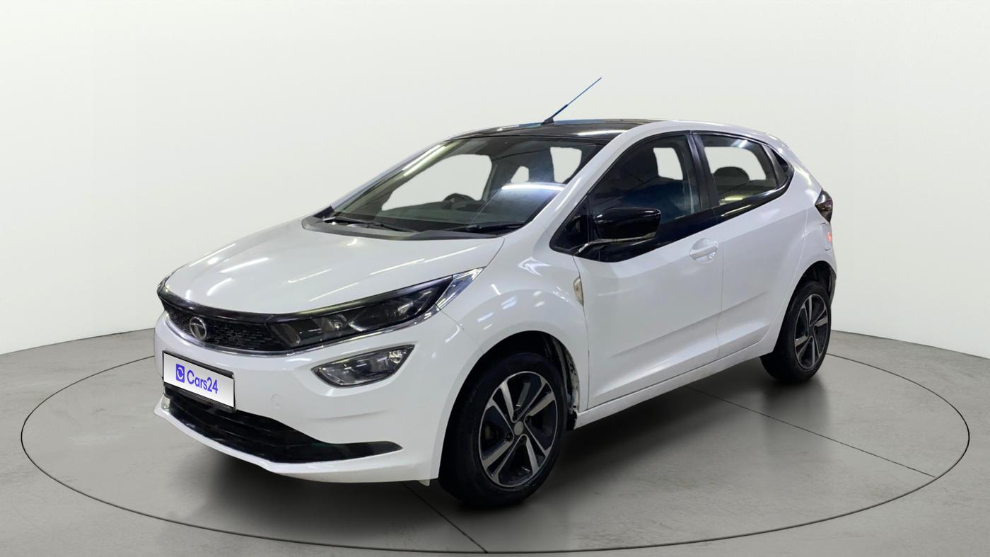 2021 Tata ALTROZ XZ PETROL, Petrol, Manual, 26,111 km, Left Front Diagonal