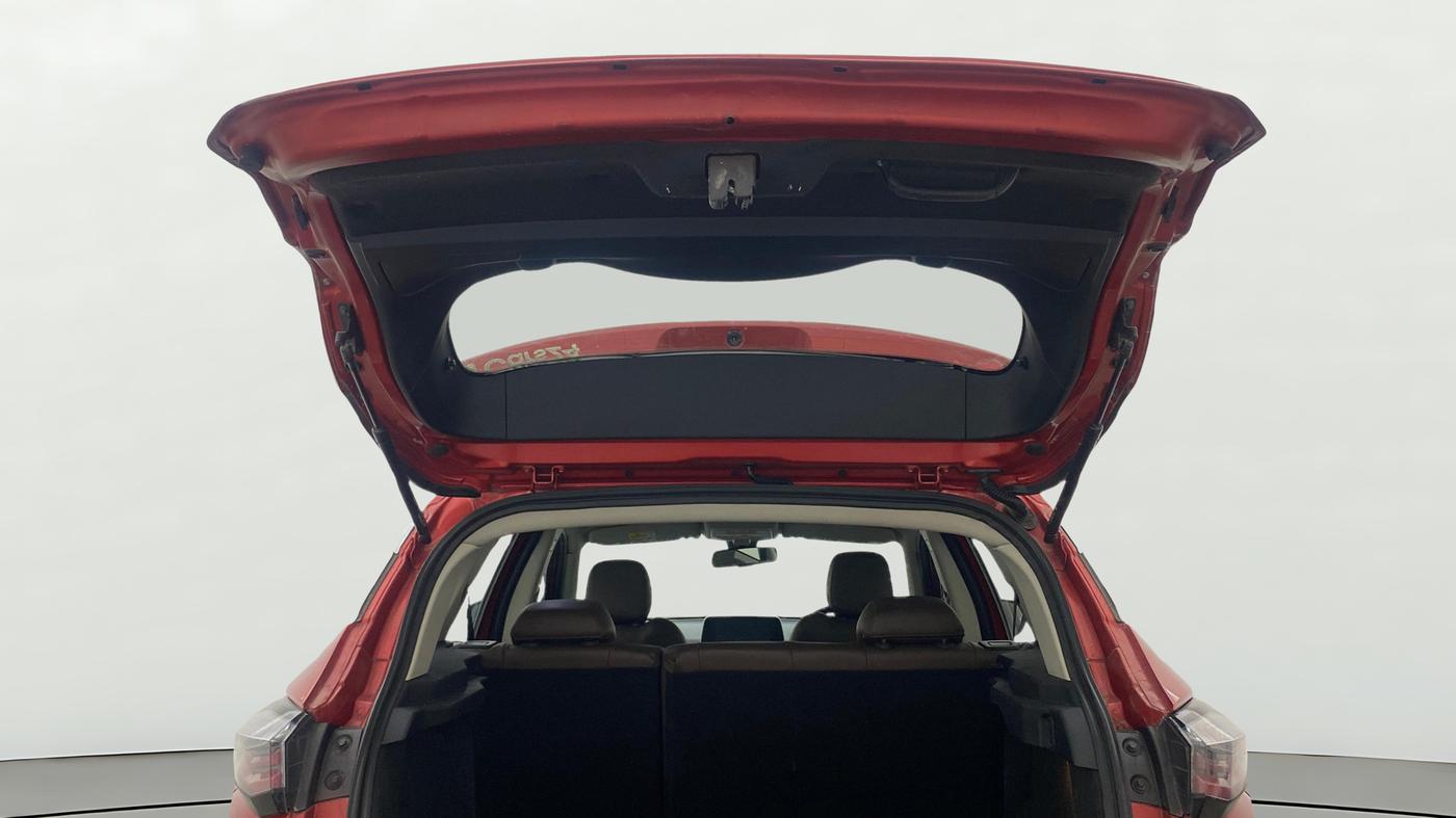 2022 Tata Harrier XZ PLUS 2.0L, Diesel, Manual, 94,999 km, Boot Door Open