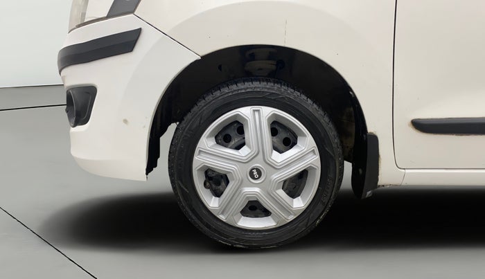2016 Maruti Wagon R 1.0 VXI (O) AMT, CNG, Automatic, 99,735 km, Left Front Wheel