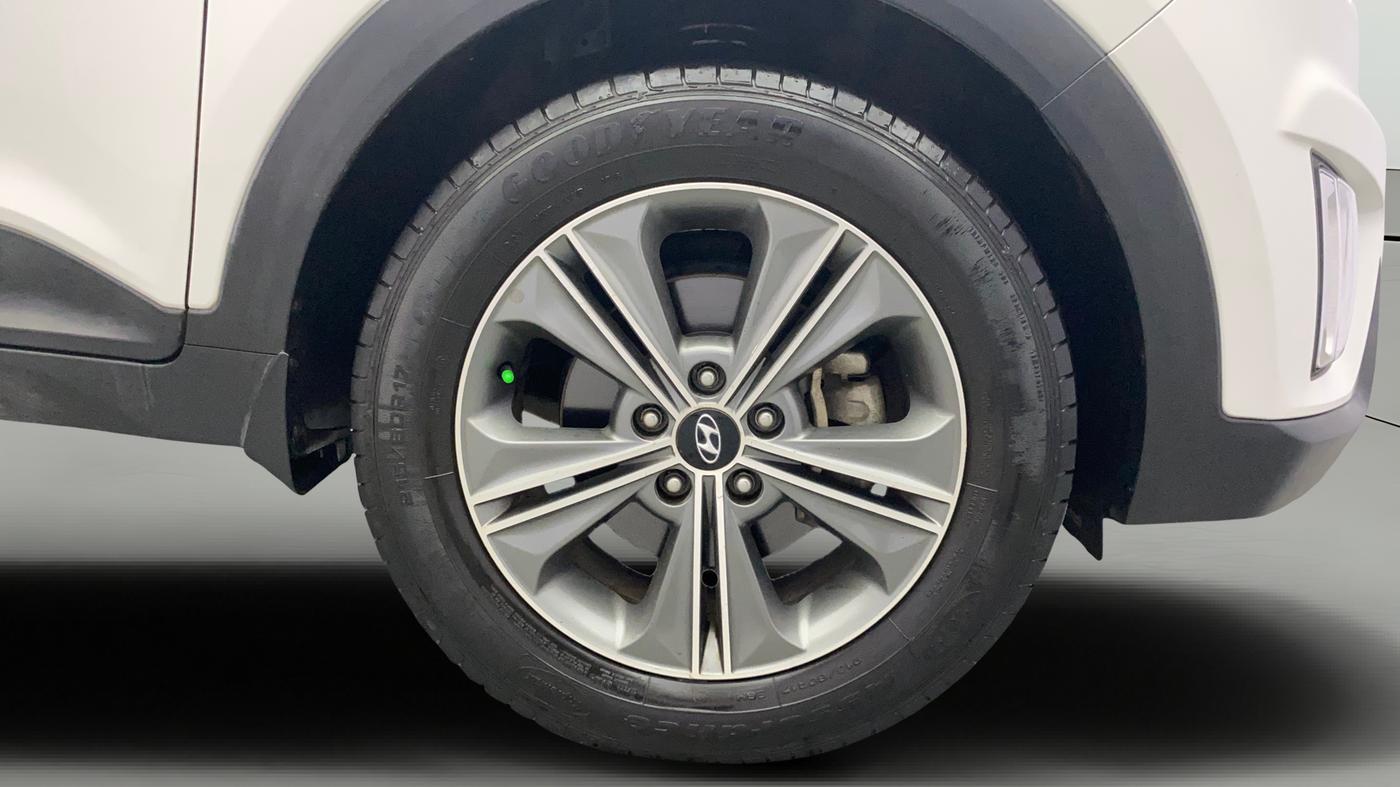 2016 Hyundai Creta SX PLUS  ANNIVERSARY EDITION 1.6 PETROL, Petrol, Manual, 41,588 km, Right Front Wheel