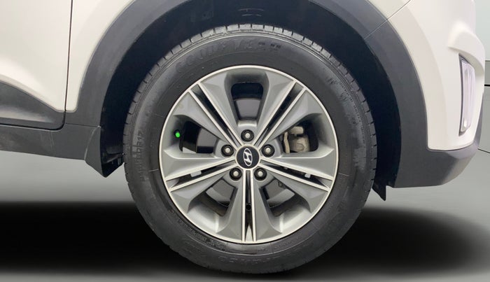 2016 Hyundai Creta SX PLUS  ANNIVERSARY EDITION 1.6 PETROL, Petrol, Manual, 41,588 km, Right Front Wheel