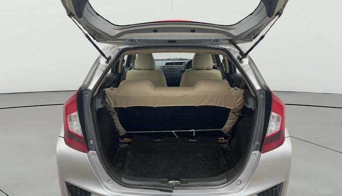 2016 Honda Jazz 1.2L I-VTEC S, Petrol, Manual, 1,41,338 km, Boot Open Zoomed View