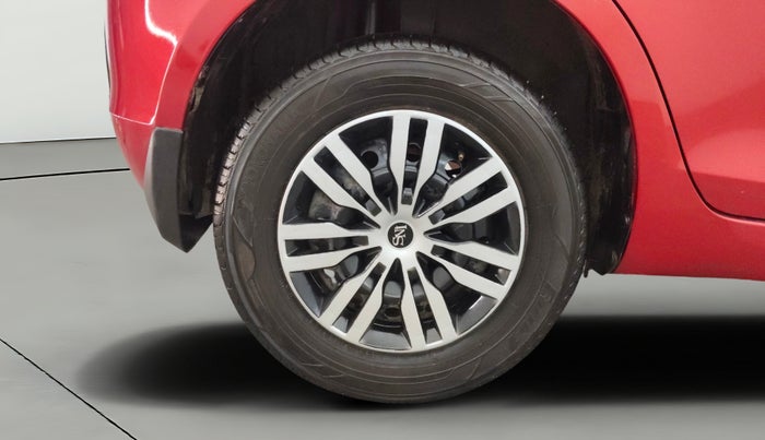 2013 Maruti Swift VXI, Petrol, Manual, 77,175 km, Right Rear Wheel