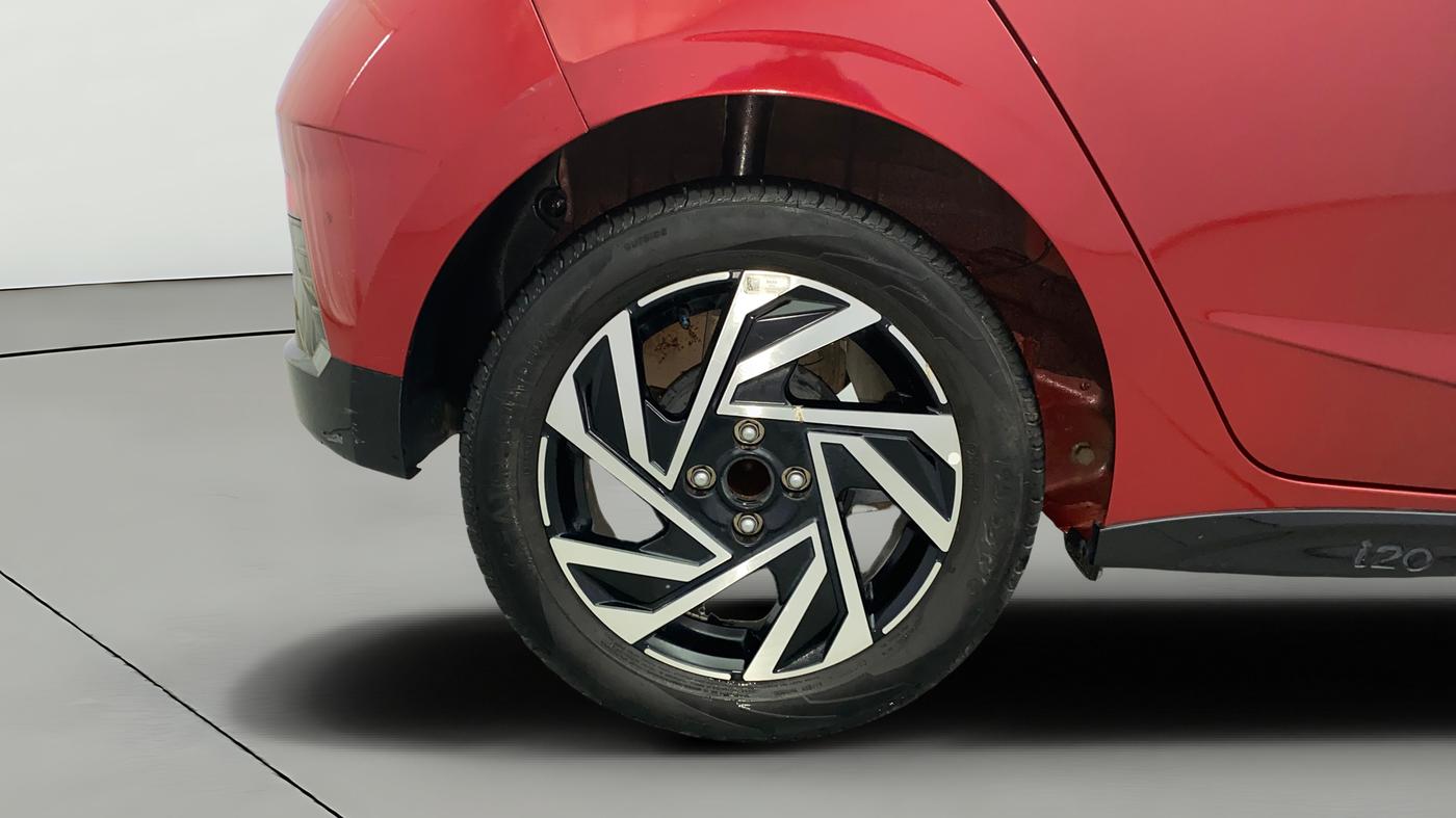 2023 Hyundai NEW I20 ASTA (O) 1.2 IVT, Petrol, Automatic, 14,662 km, Right Rear Wheel