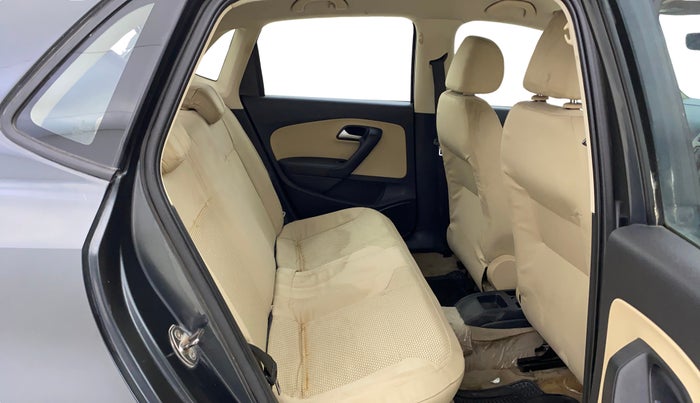 2016 Volkswagen Polo HIGHLINE 1.0L, Petrol, Manual, 58,567 km, Right Side Rear Door Cabin