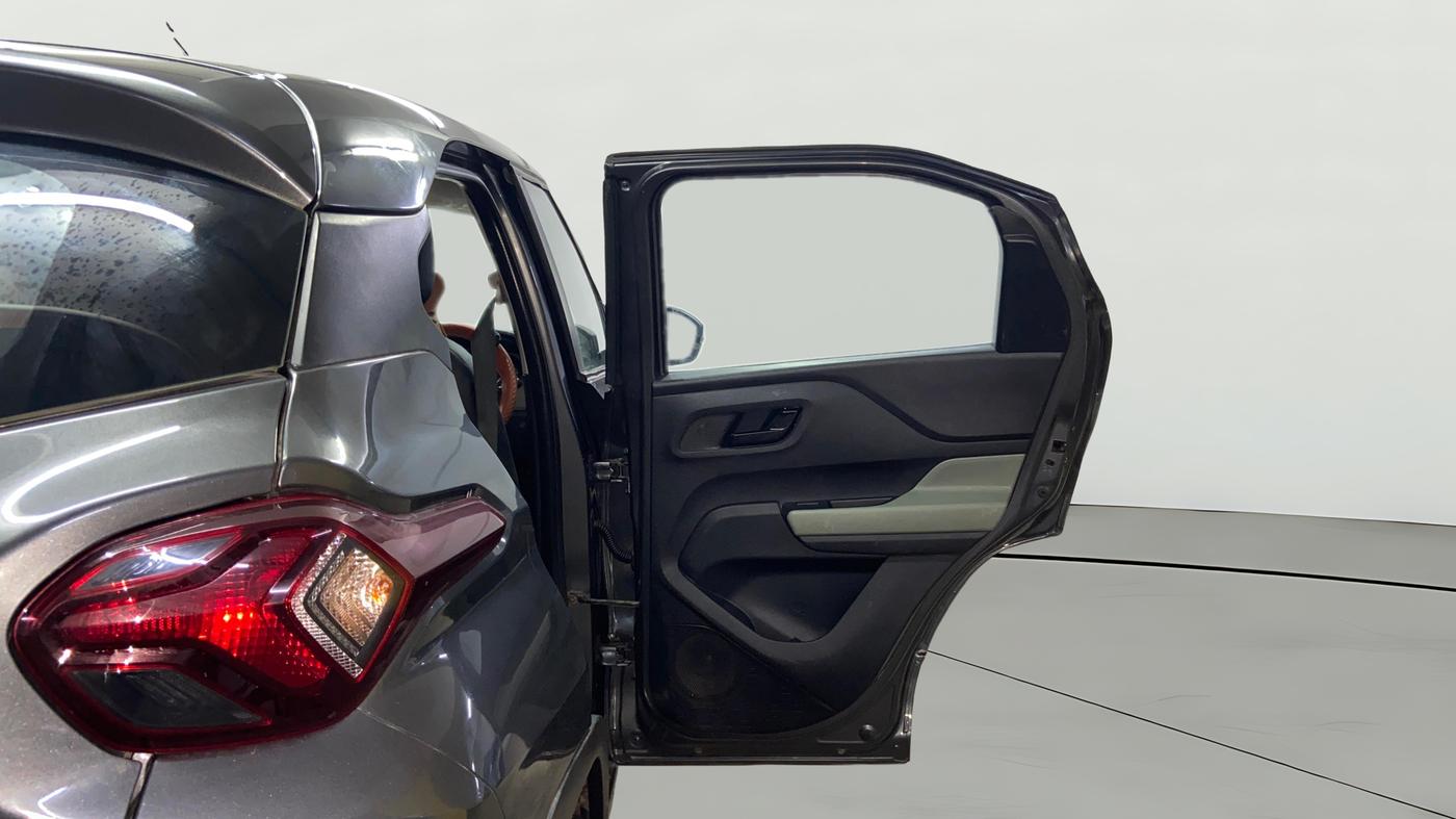 2021 Tata PUNCH ADVENTURE AMT, CNG, Automatic, 69,523 km, RHS Rear Door
