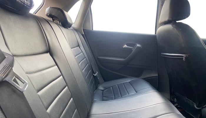 2018 Volkswagen Polo COMFORTLINE 1.2L, Petrol, Manual, 71,463 km, Right Side Rear Door Cabin