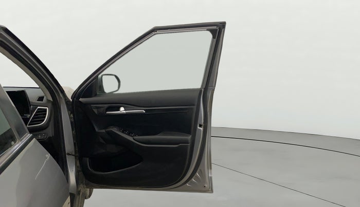 2020 KIA SELTOS HTK PLUS 1.5, Petrol, Manual, 70,739 km, RHS Front Door