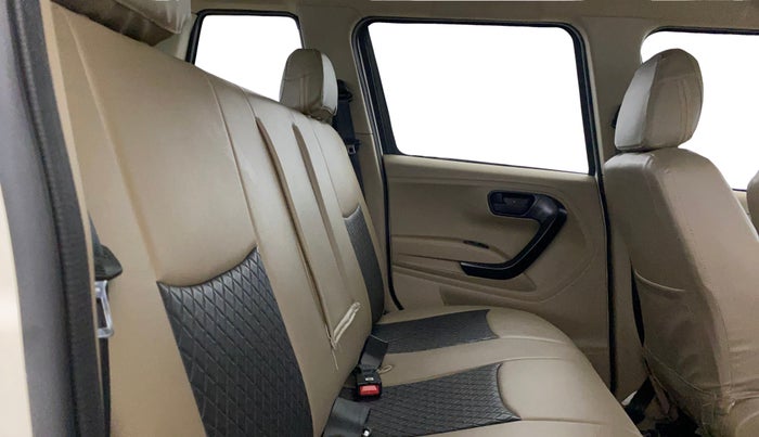 2024 Mahindra BOLERO NEO N 4, Diesel, Manual, 13,269 km, Right Side Rear Door Cabin