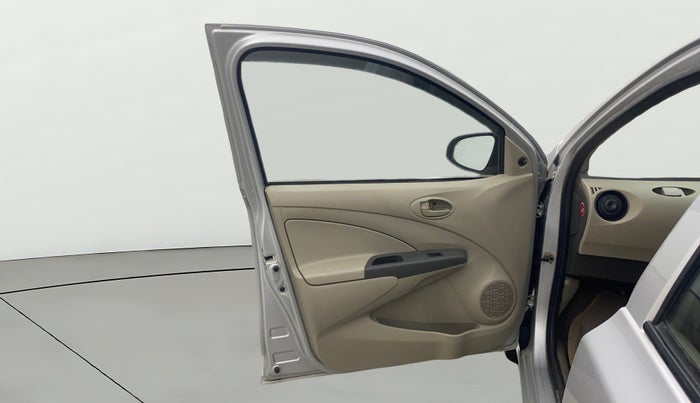 2015 Toyota Etios Liva G, Petrol, Manual, 38,768 km, LHS Front Door