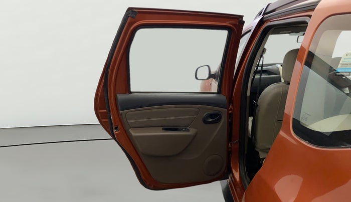 2017 Renault Duster RXL PETROL, CNG, Manual, 26,729 km, LHS Rear Door