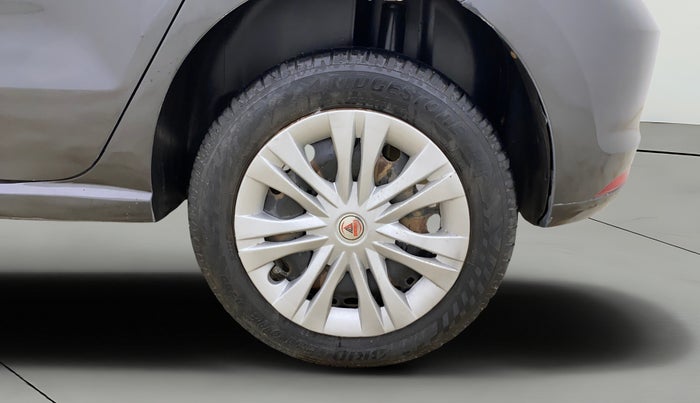 2015 Volkswagen Polo COMFORTLINE 1.2L, Petrol, Manual, 88,060 km, Left Rear Wheel