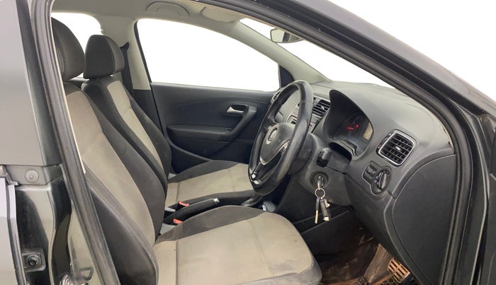 2016 Volkswagen Polo GT TSI AT, Petrol, Automatic, 77,274 km, Right Side Front Door Cabin