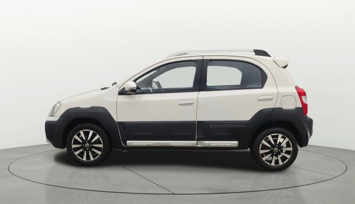 2014 Toyota Etios CROSS 1.2 G, Petrol, Manual, 78,066 km, Left Side