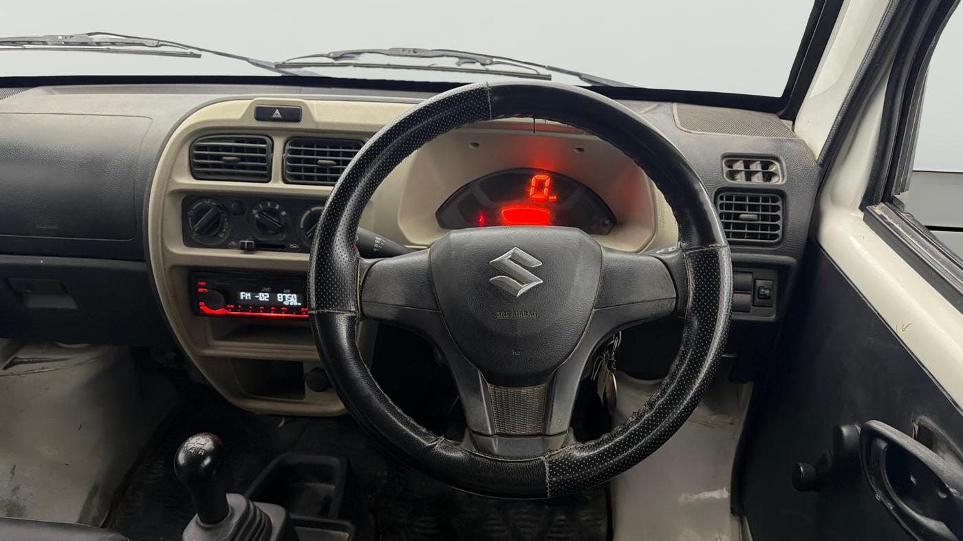 2022 Maruti Eeco 7 STR STD 1.2, CNG, Manual, 53,859 km, Steering Wheel Close Up