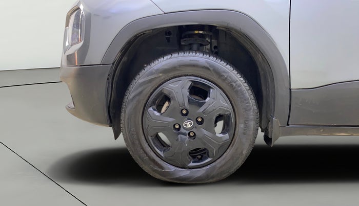 2023 Tata PUNCH ACCOMPLISHED MT, Petrol, Manual, 29,374 km, Left Front Wheel