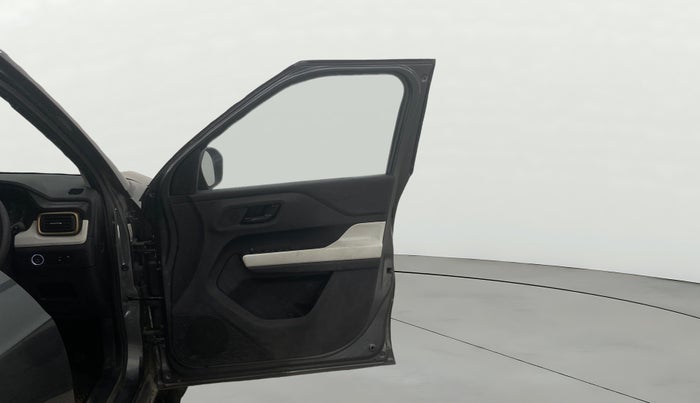 2024 Tata PUNCH ACCOMPLISHED AMT, Petrol, Automatic, 22,291 km, RHS Front Door