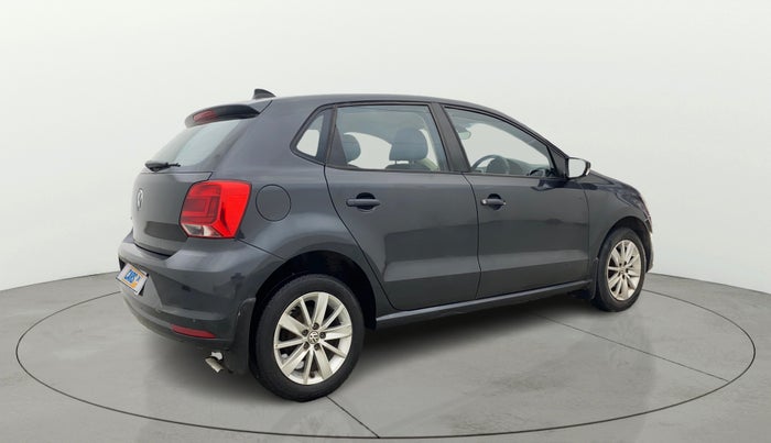 2017 Volkswagen Polo HIGHLINE1.2L, Petrol, Manual, 36,174 km, Right Back Diagonal