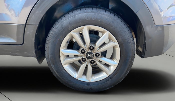 2016 Hyundai Creta SX PLUS 1.6 DIESEL, Diesel, Manual, 82,000 km, Left Rear Wheel