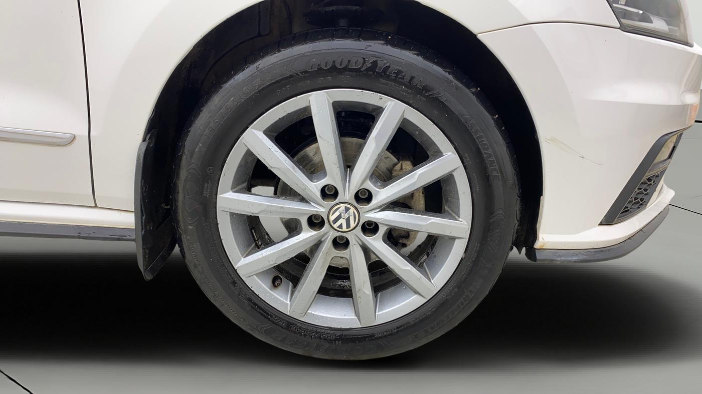2021 Volkswagen Polo HIGHLINE PLUS 1.0L TSI AT, Petrol, Automatic, 96,181 km, Right Front Wheel