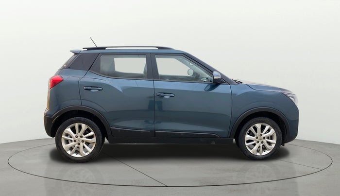 2019 Mahindra XUV300 W8 1.5 DIESEL, Diesel, Manual, 48,852 km, Right Side View