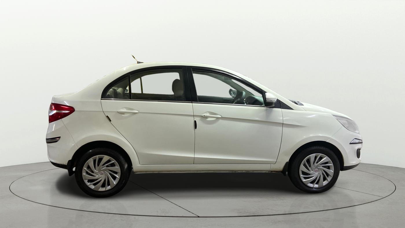 2016 Tata Zest XMS PETROL, Petrol, Manual, 80,107 km, Right Side View