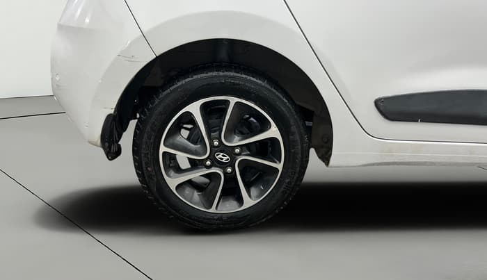 2018 Hyundai Grand i10 SPORTZ (O) AT 1.2 KAPPA VTVT, Petrol, Automatic, 31,128 km, Right Rear Wheel