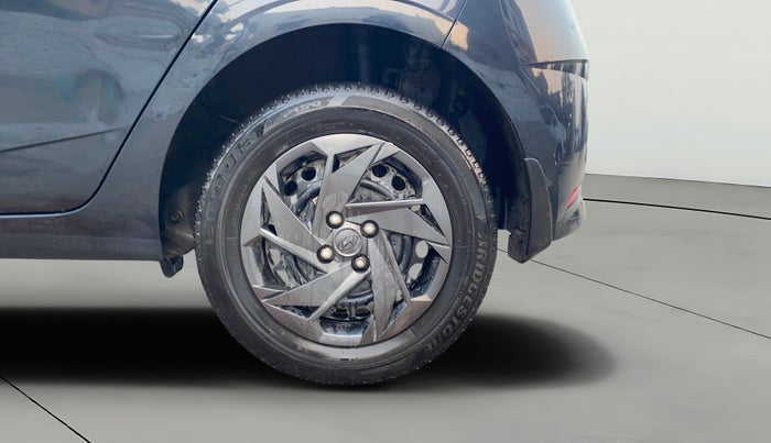 2023 Hyundai NEW I20 MAGNA 1.2 MT, Petrol, Manual, 39,296 km, Left Rear Wheel