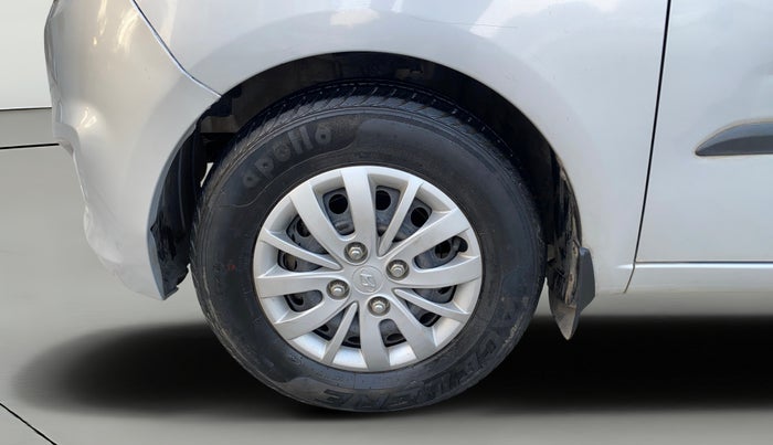 2013 Hyundai i10 MAGNA 1.1, Petrol, Manual, 33,601 km, Left Front Wheel