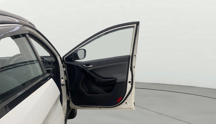 2025 Tata NEXON Fearless Plus (PS) 1.2 iCNG 6MT Dual Tone, CNG, Manual, 15,521 km, RHS Front Door