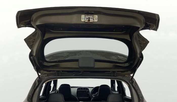 2021 Renault Kwid RXT 1.0 (O), Petrol, Manual, 27,939 km, Boot Door Open