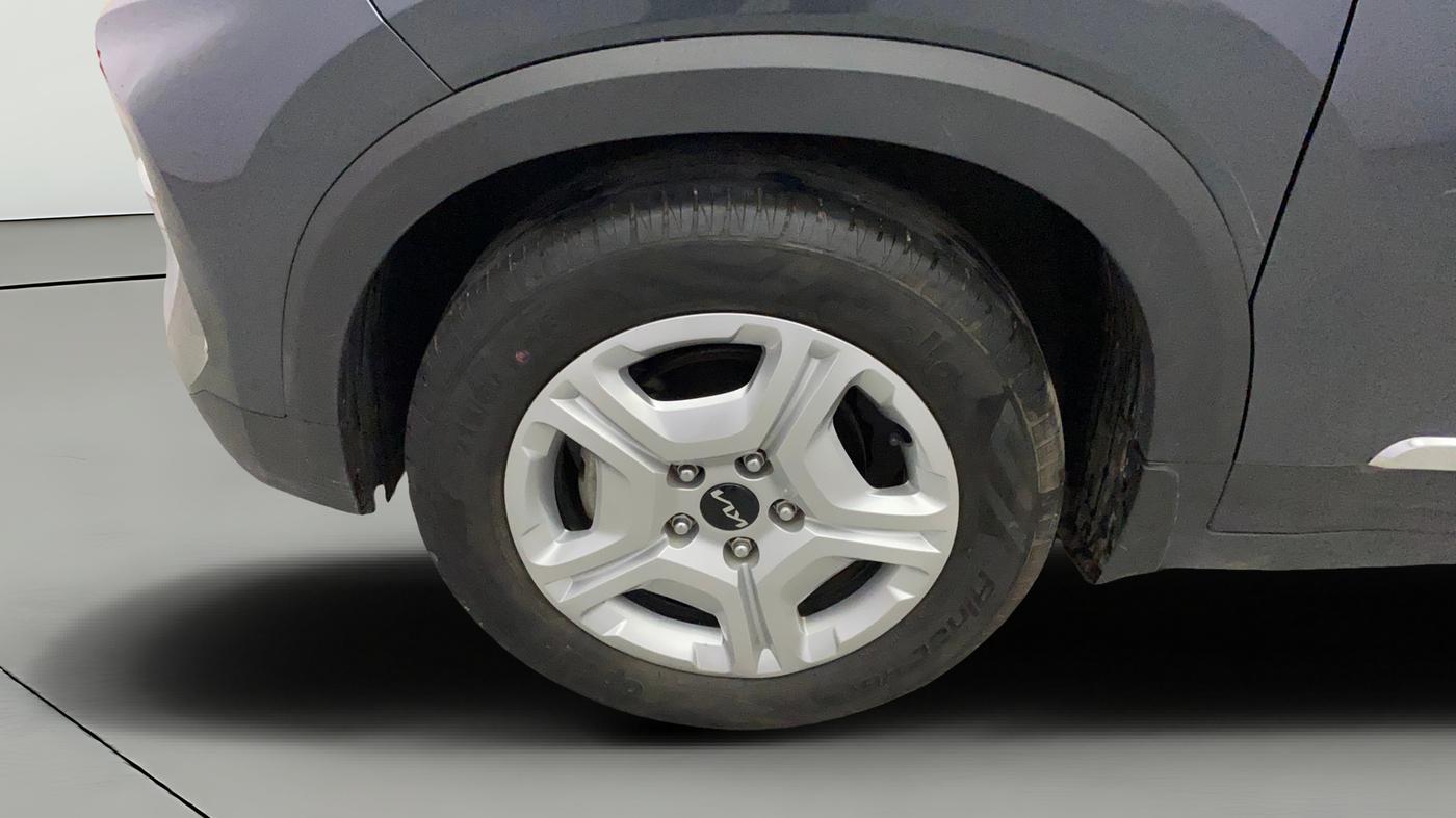 2022 KIA SONET HTK 1.2, Petrol, Manual, 20,818 km, Left Front Wheel