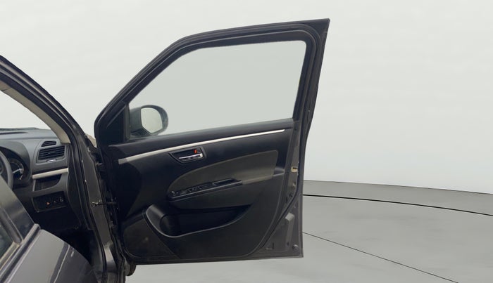 2015 Maruti Swift VDI ABS, Diesel, Manual, 65,223 km, RHS Front Door