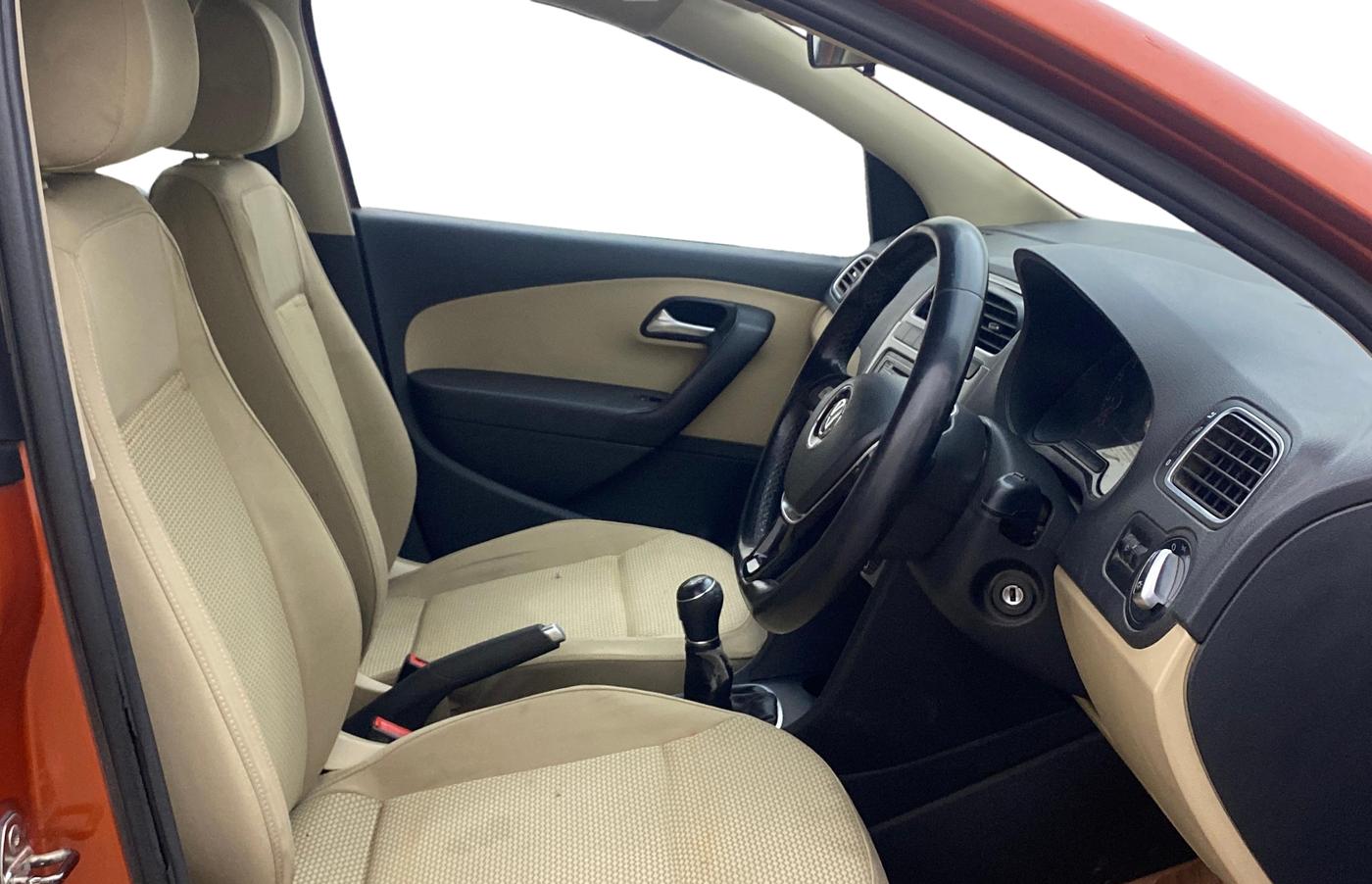 2015 Volkswagen Polo HIGHLINE1.2L, Petrol, Manual, 91,954 km, Right Side Front Door Cabin