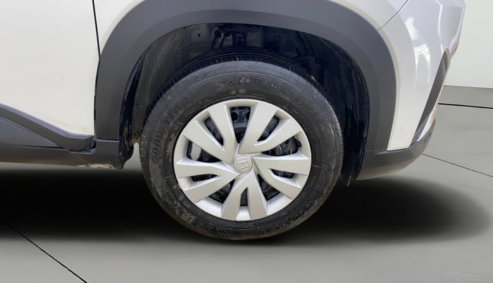 2024 Honda ELEVATE V CVT, Petrol, Automatic, 9,397 km, Right Front Wheel