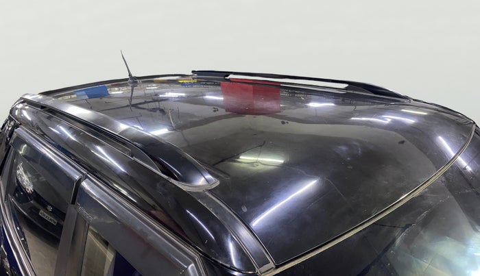 2019 Mahindra XUV300 W8 1.5 DIESEL, Diesel, Manual, 1,12,627 km, Roof