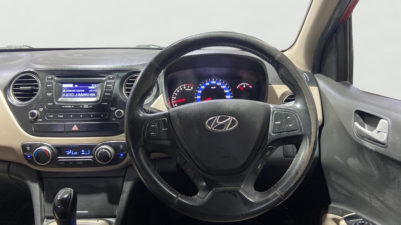 2014 Hyundai Xcent SX AT 1.2 (O), Petrol, Automatic, 44,934 km, Steering Wheel Close Up
