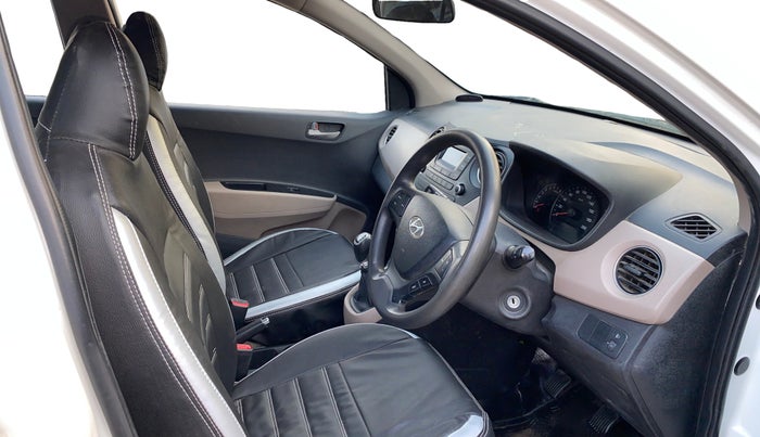 2014 Hyundai Xcent S 1.2, Petrol, Manual, 76,933 km, Right Side Front Door Cabin