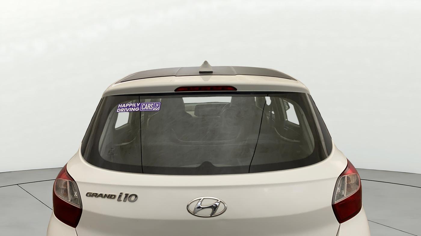 2021 Hyundai Grand i10 SPORTZ 1.2 KAPPA VTVT, Petrol, Manual, 29,801 km, Rear Windshield